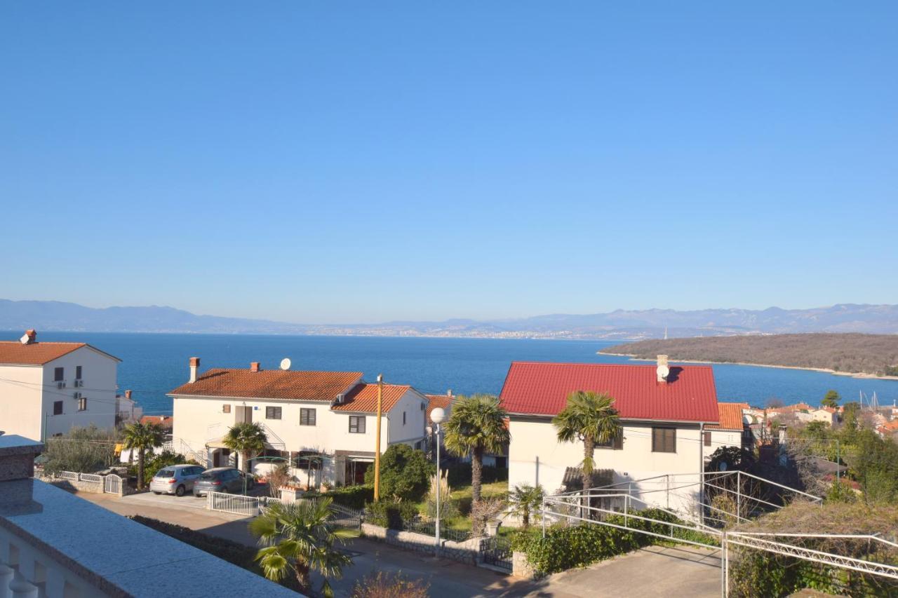 Apartments Marinela Njivice Ngoại thất bức ảnh